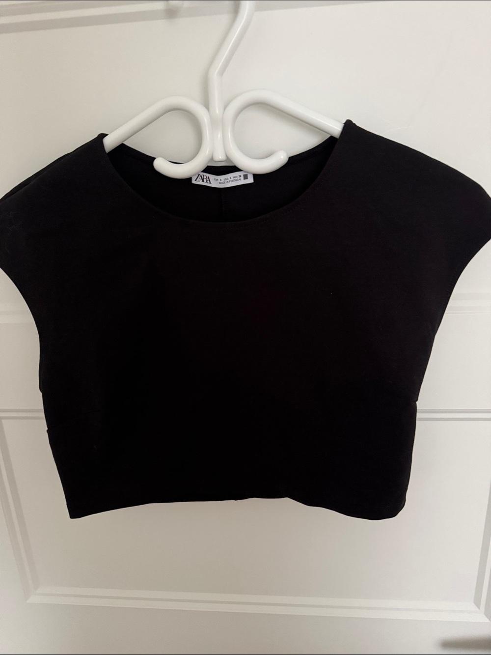 Zara Black Cropped Cap-Sleeve Top